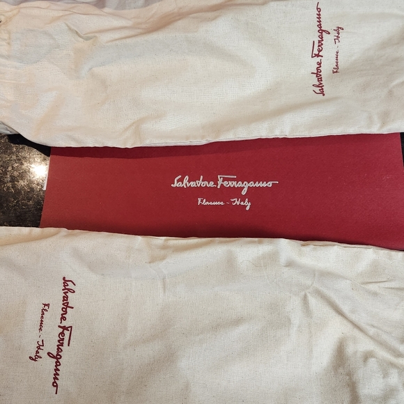 Salvatore Ferragamo Cap Toe Mens Dress shoe - Picture 4 of 6